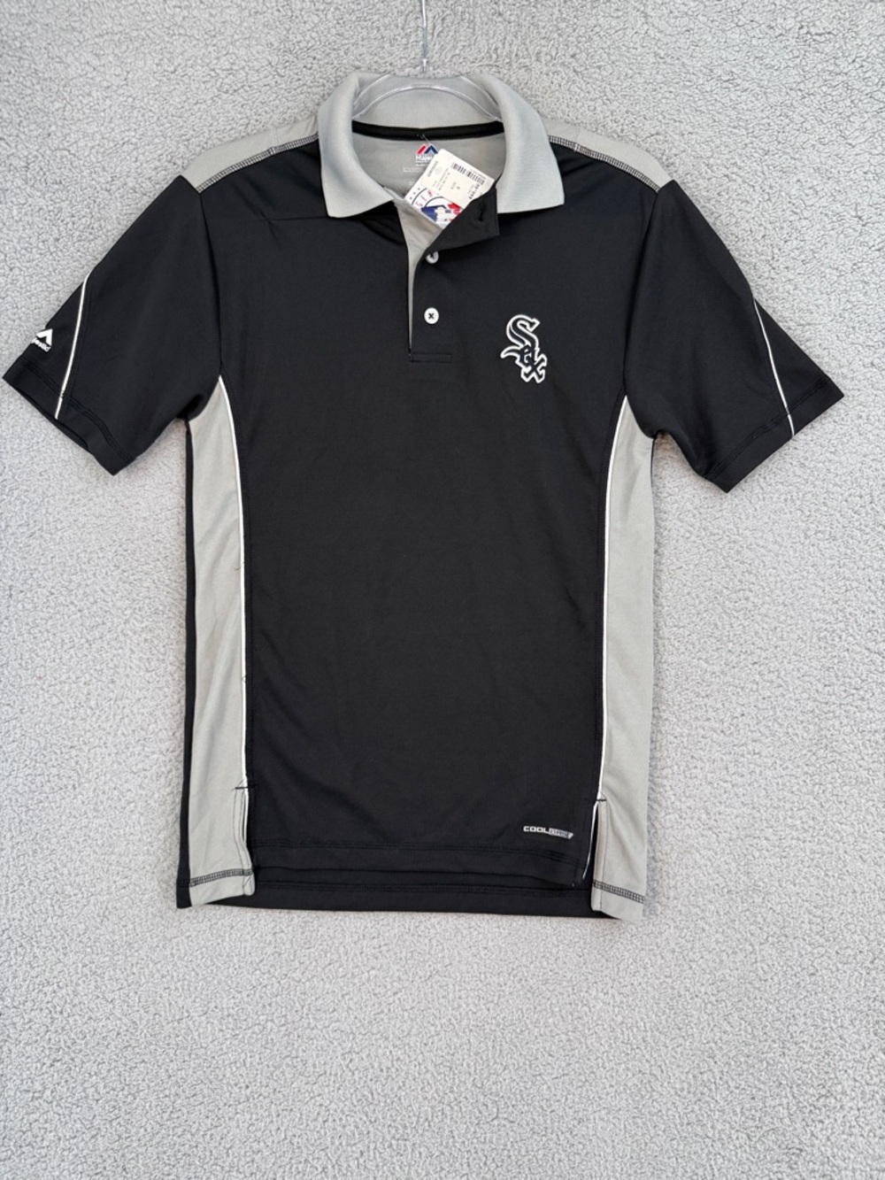 Chicago White Sox Majestic Cool Base Men’s small short sleeve shirt Black & Gray